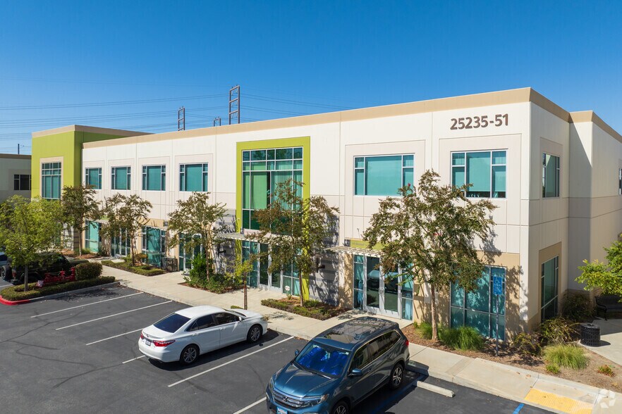 More Photos Of 25235-25251 Avenue Tibbitts, Valencia Manufacturing For Sale