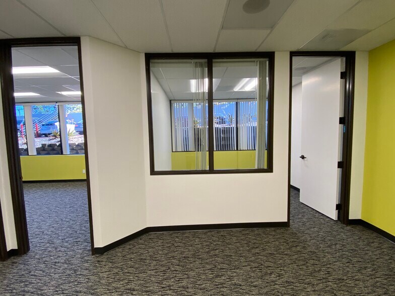 More Photos Of 410 S Melrose Dr, Vista Office For Lease