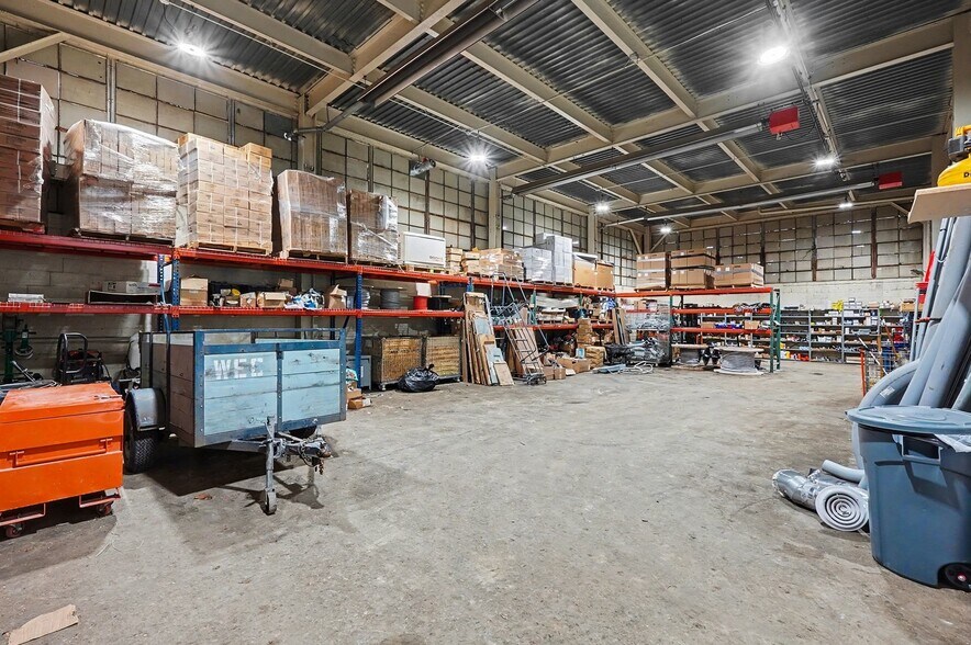 More Photos Of 5650 Jamestown Rd, Shelby Township Warehouse For Sale