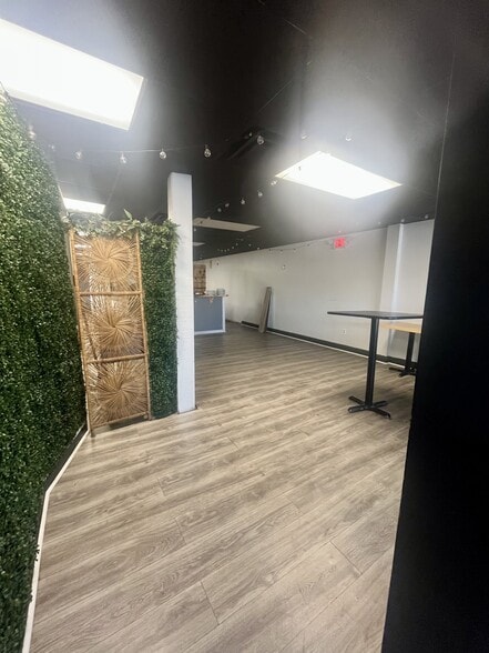 More Photos Of 60 E Main St, Apopka Office For Lease