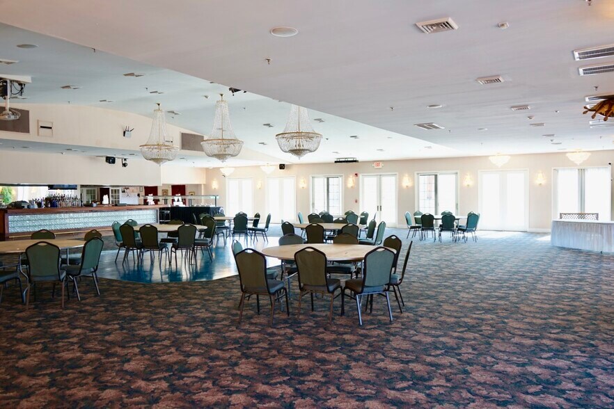 More Photos Of 746 Route 23B, Catskill Restaurant For Sale