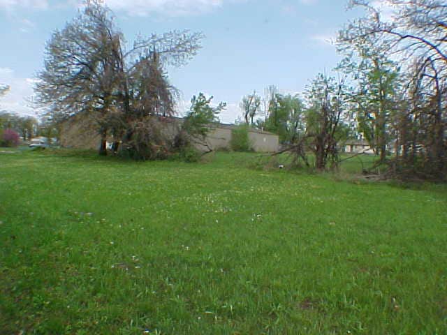 More Photos Of 1880 N Prairie St, Springfield Warehouse For Sale