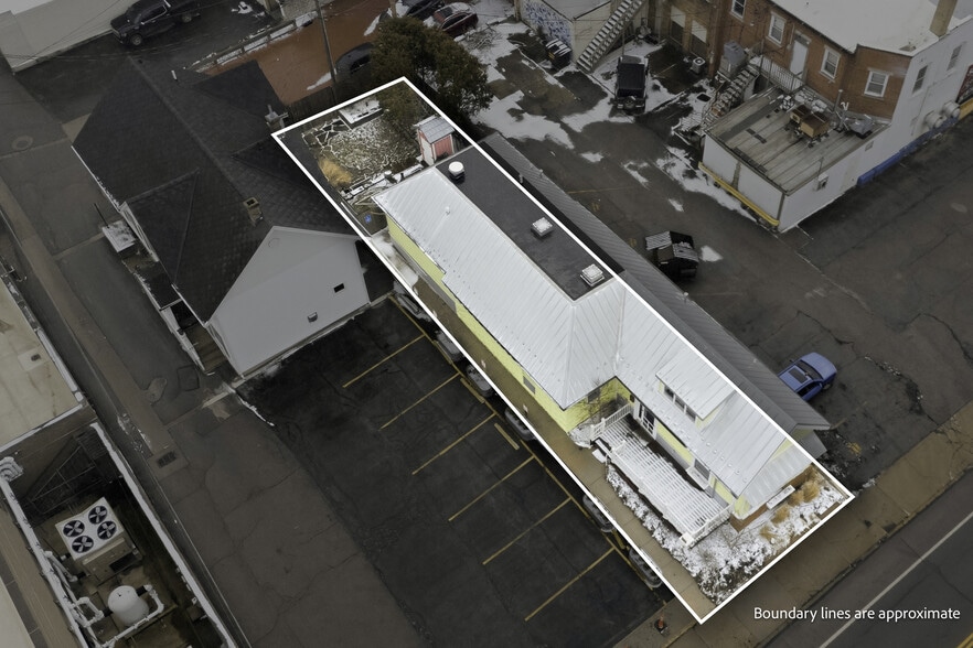 More Photos Of 20 N Mulberry St, Mansfield Office For Sale