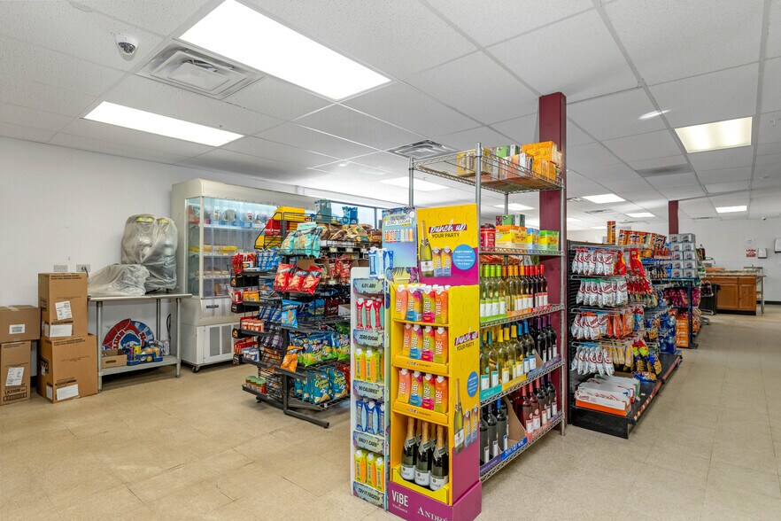 More Photos Of 2 Hill Rd, Franklin Storefront Retail Residential For Sale