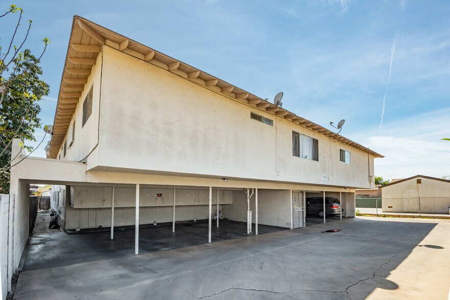 More Photos Of 4221 E 60th St, Huntington Park Apartments For Sale