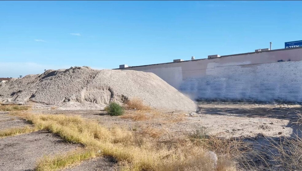 More Photos Of 8143 San Fernando Rd, Sun Valley Land For Sale