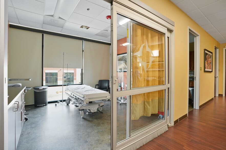 More Photos Of 10120 E Dry Creek Rd, Centennial Medical For Sale