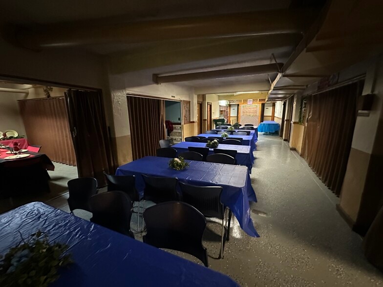 More Photos Of 2245 E Riverside Dr, Indianapolis Religious Facility For Sale