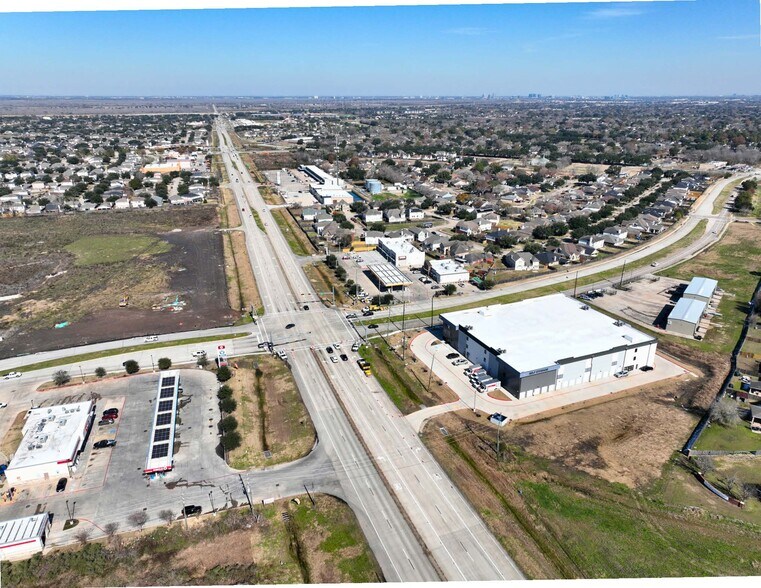 More Photos Of 8535 FM 1464, Richmond Storefront For Lease
