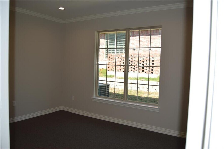 More Photos Of 8668 John Hickman Pky, Frisco Medical For Lease