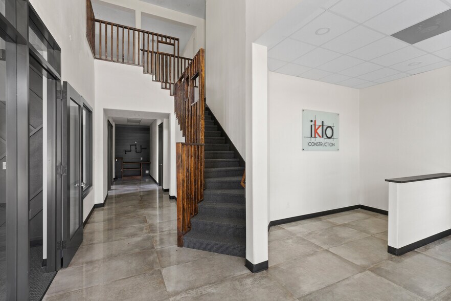 More Photos Of 8125 N Sam Houston Pky W, Houston Medical For Sale