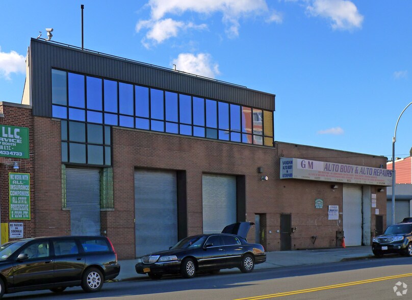 5215 Van Dam St, Long Island City, NY 11101 Warehouse For Sale