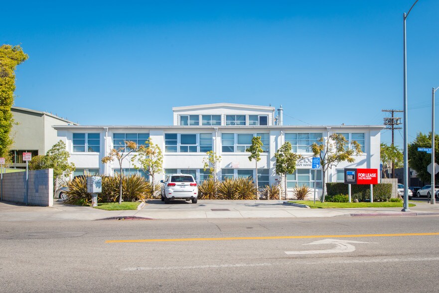 More Photos Of 2100 Abbot Kinney Blvd, Venice Office For Lease