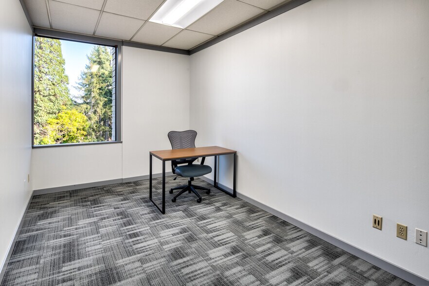 More Photos Of 2265 116th Ave NE, Bellevue Office For Lease