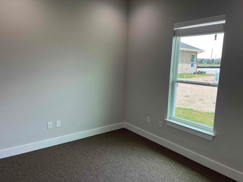 More Photos Of 2951 FM 1460, Georgetown Office For Sale