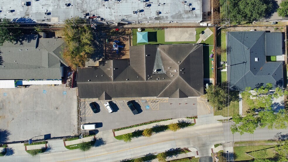 More Photos Of 2526 Walnut Bend, Houston Daycare Center For Sale