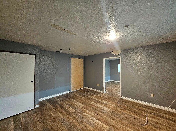 More Photos Of 590 E 16th St, Los Angeles Manufacturing For Lease