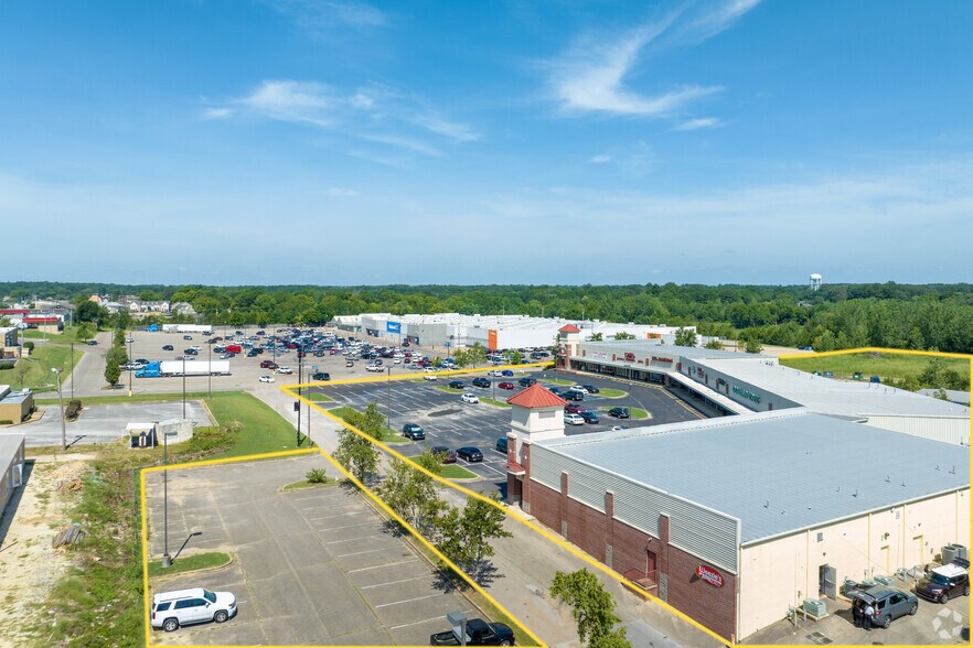 More Photos Of 2240 Rabbitt Dr, Tupelo Unknown For Sale