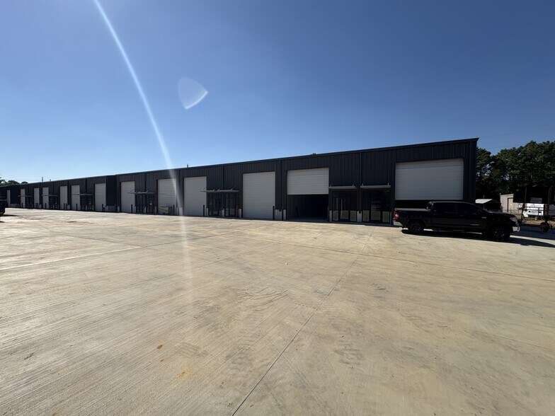 More Photos Of 12338 Spring Cypress Rd, Tomball Unknown For Lease