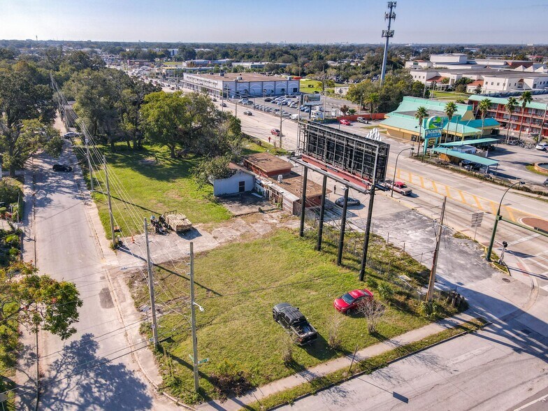 More Photos Of 707 S Orange Blossom Trl, Orlando Storefront For Sale