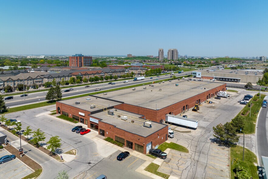 More Photos Of 3687 Nashua Dr, Mississauga Flex For Lease