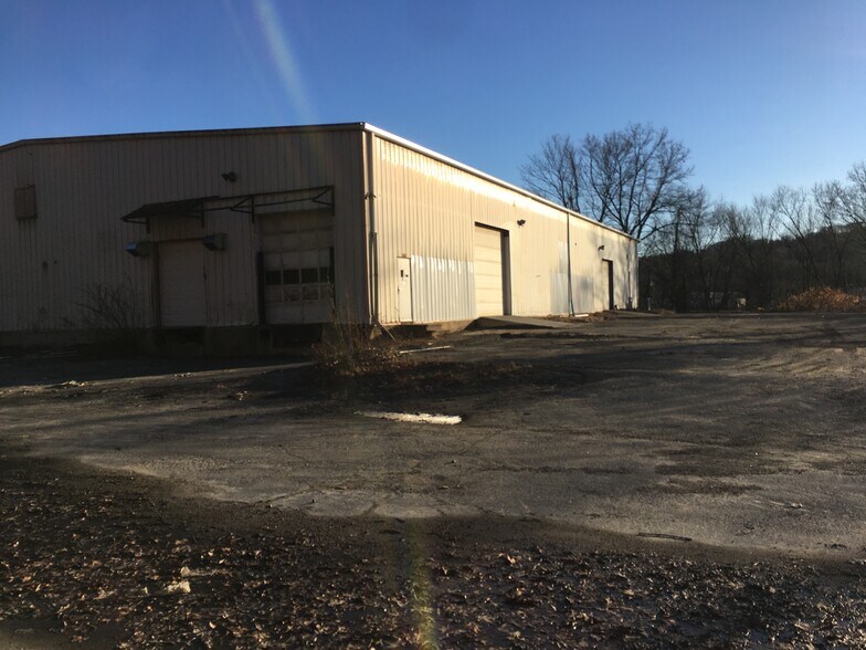 More Photos Of 185 Huntingdon Ave, Waterbury Industrial For Sale