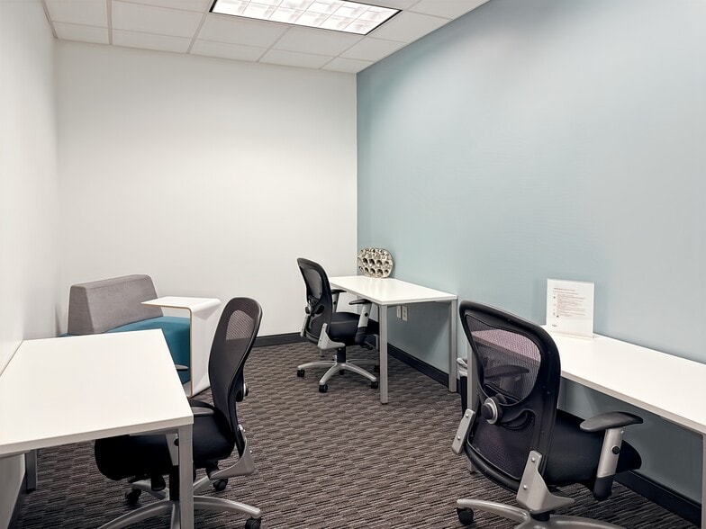 More Photos Of 4208 Six Forks Rd, Raleigh Coworking Space