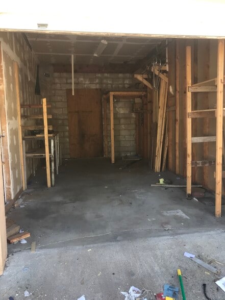 More Photos Of 2455 Hunsaker, Running Springs Industrial For Lease