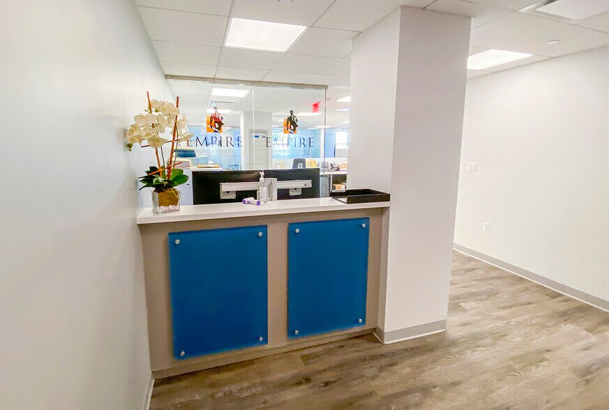 More Photos Of 115 Main St, Tuckahoe Medical For Sale