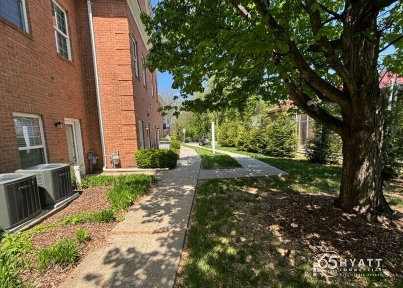 More Photos Of 10260-10268 Baltimore National Pike, Ellicott City Unknown For Lease