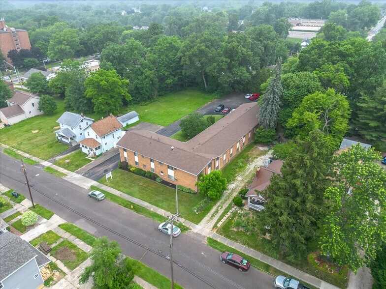 More Photos Of 2615 Ellet Ave, Akron Apartments For Sale