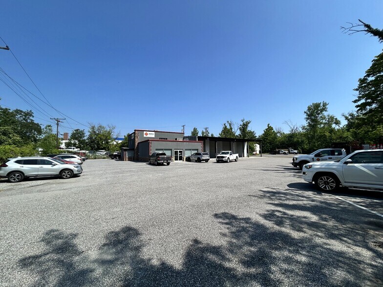 More Photos Of 7900 Pulaski Hwy, Rosedale Industrial For Lease