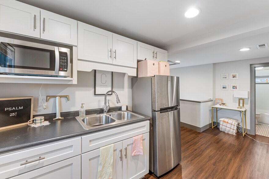 More Photos Of 1415 Highland Ave, Knoxville Multifamily For Sale