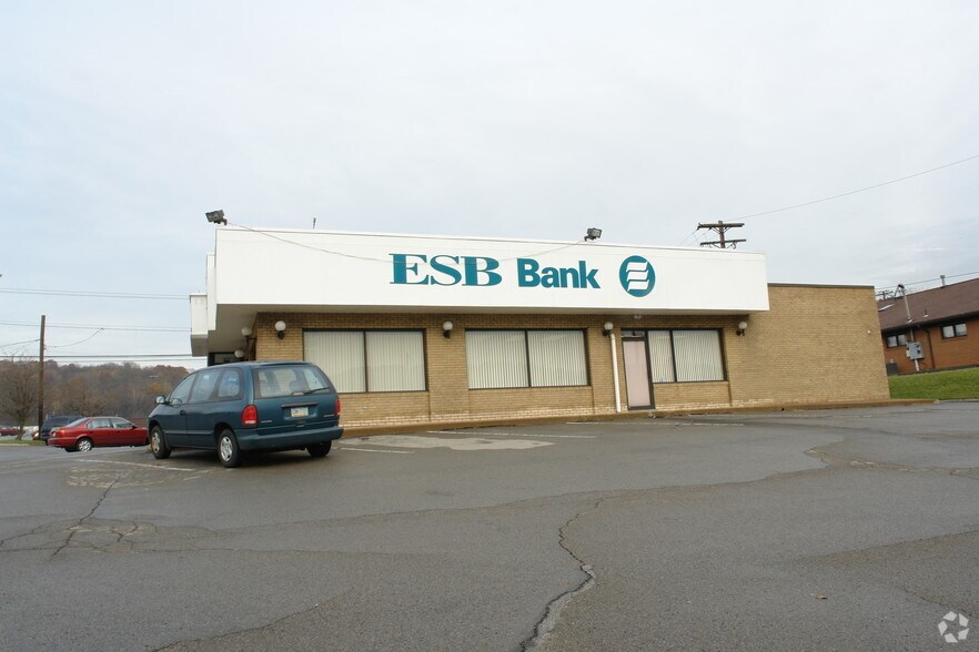 More Photos Of 1660 W State St, Baden Bank For Lease