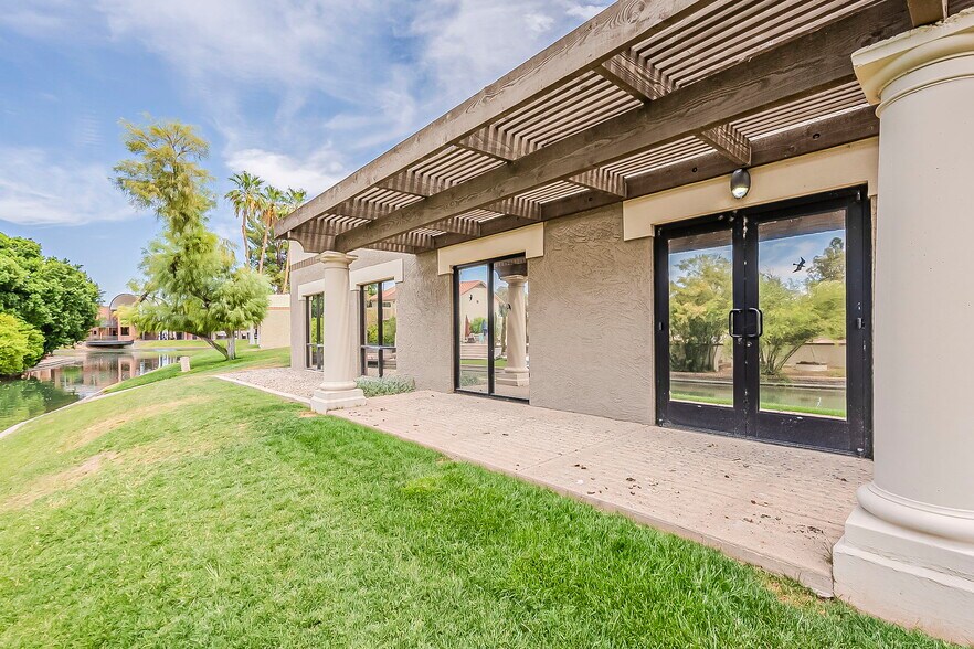 More Photos Of 2222 S Dobson Rd, Mesa Office For Lease