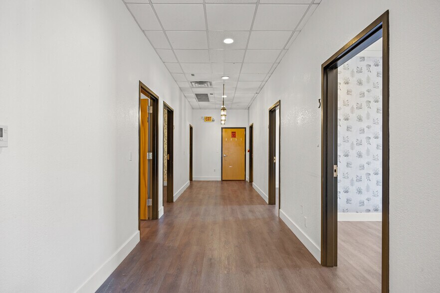 More Photos Of 7225 W Highway 71, Austin Medical For Lease