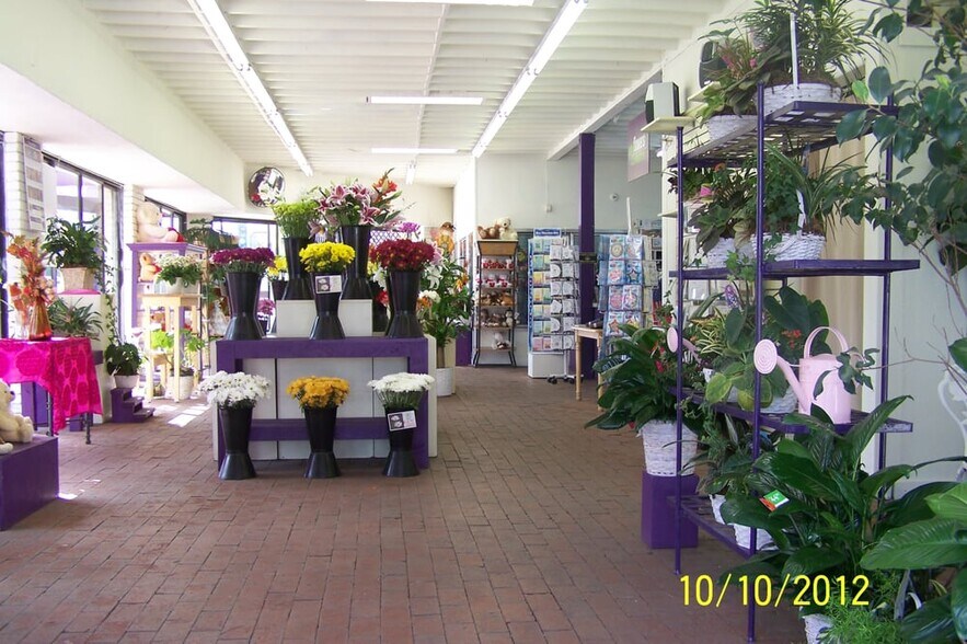 More Photos Of 2709 Artesia Blvd, Redondo Beach Storefront For Lease