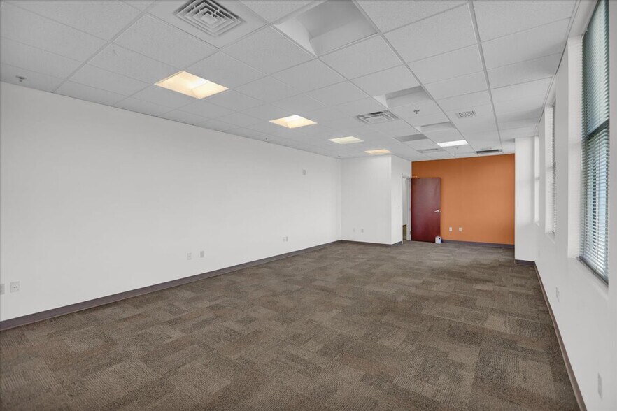 More Photos Of 1350 Broadcasting Rd, Wyomissing Office For Sale