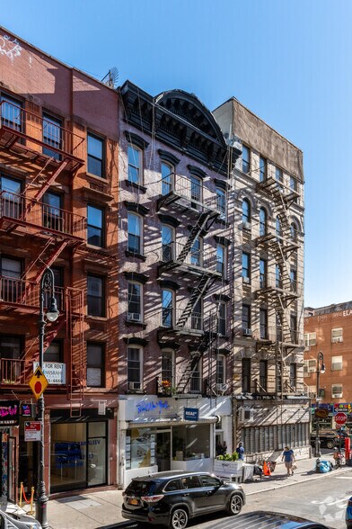 More Photos Of 164 Ludlow St, New York Apartments For Lease
