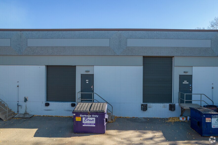 More Photos Of 6015-6041 4 St SE, Calgary Warehouse For Lease