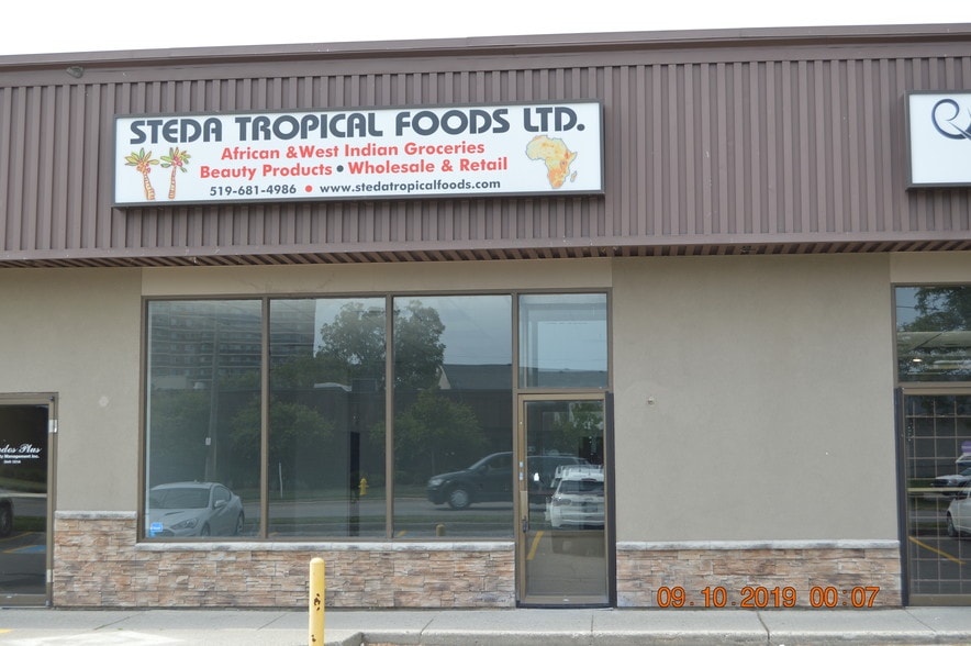 More Photos Of 317 Adelaide St S, London Storefront For Lease