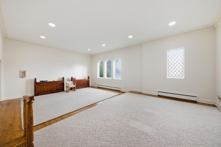 More Photos Of 3900 Balboa St, San Francisco Religious Facility For Sale