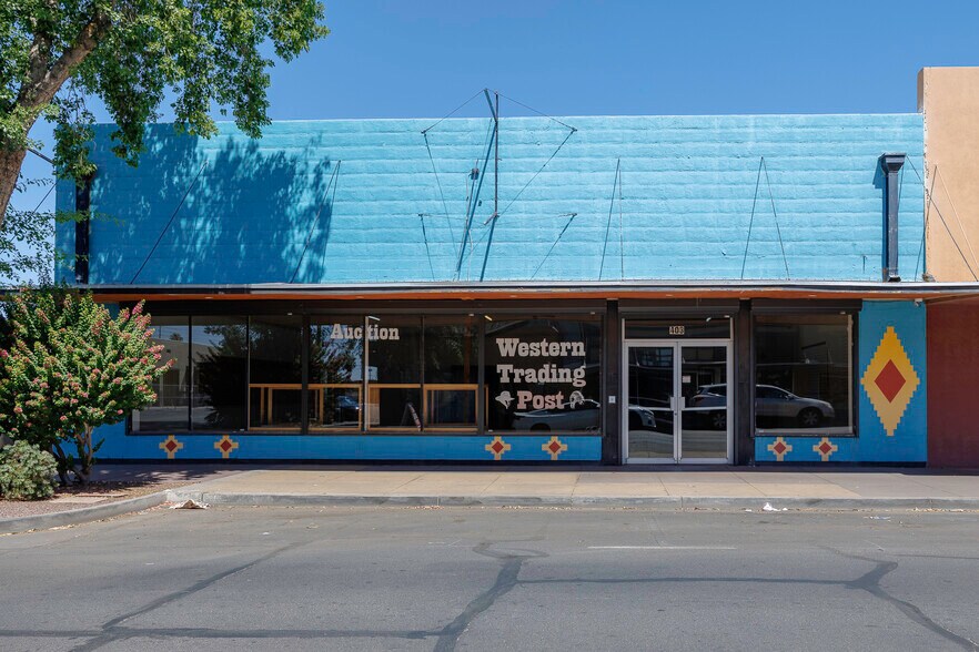 More Photos Of 403 N Florence St, Casa Grande Restaurant For Lease