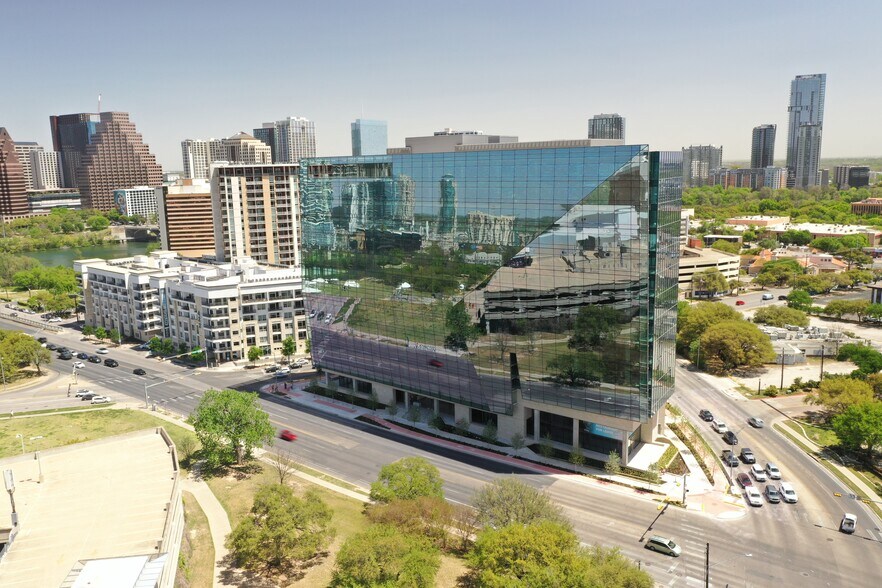 More Photos Of 401 S 1st St, Austin Office For Sale