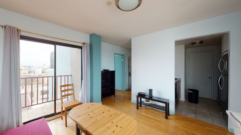More Photos Of 518 Meeker Ave, Brooklyn Apartments For Sale