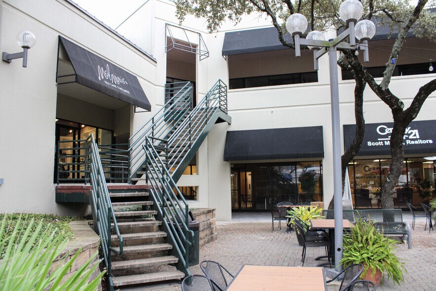 More Photos Of 11800-11874 Wurzbach Rd, San Antonio Unknown For Lease