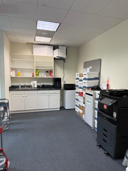 More Photos Of 9696 Bonita Beach Rd, Bonita Springs Office For Lease