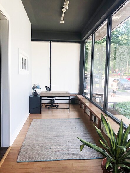 More Photos Of 741-745 W Johnson St, Raleigh Office For Lease