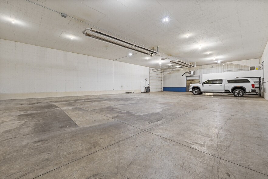 More Photos Of 5629 Bob Ln, Black Hawk Warehouse For Sale