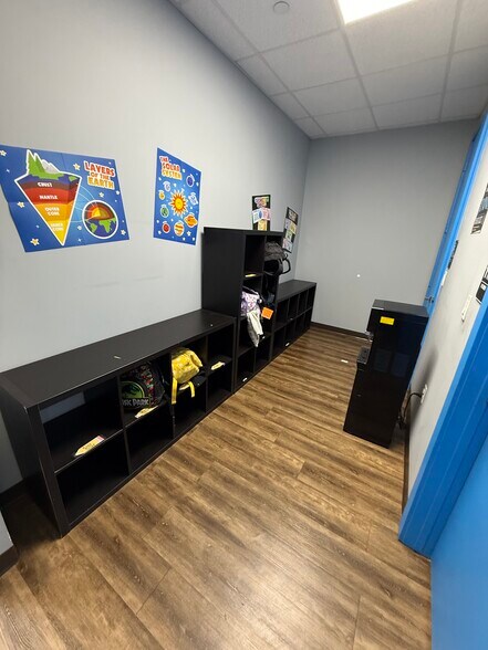 More Photos Of 16733 W Airport Blvd, Richmond Storefront For Lease